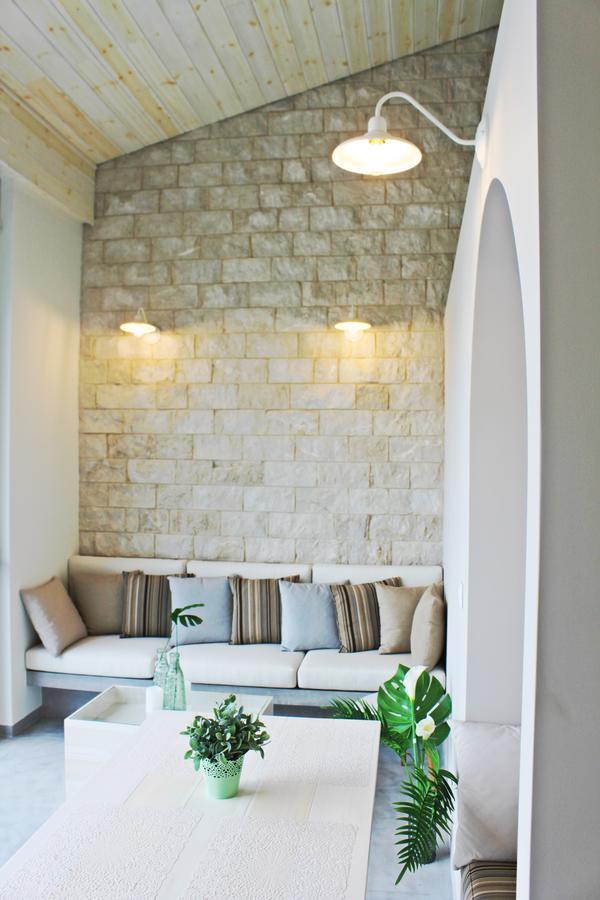 Meli Seaside Villas 크라니 외부 사진